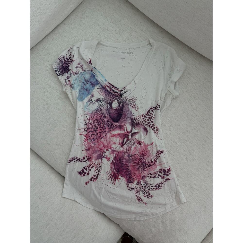 Vintage Calvin Klein Jeans Women’s Y2K Cotton V Neck Graphic T Shirt Size L